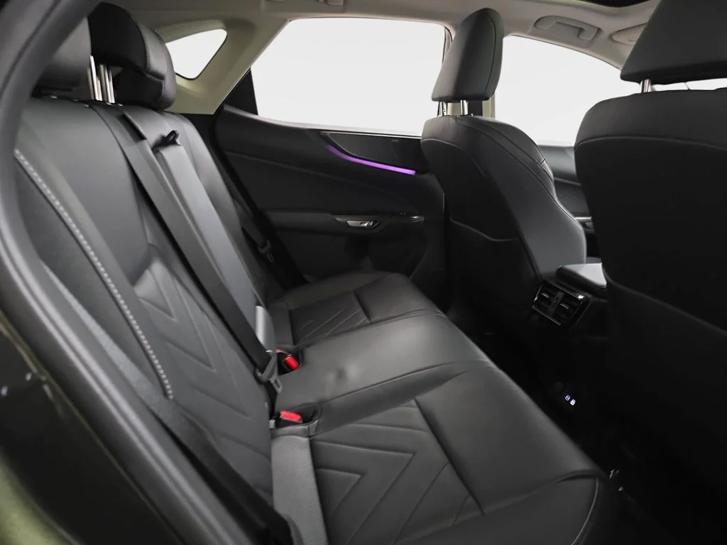 Certified Used 2025 Green Lexus 450h+ Luxury image 11