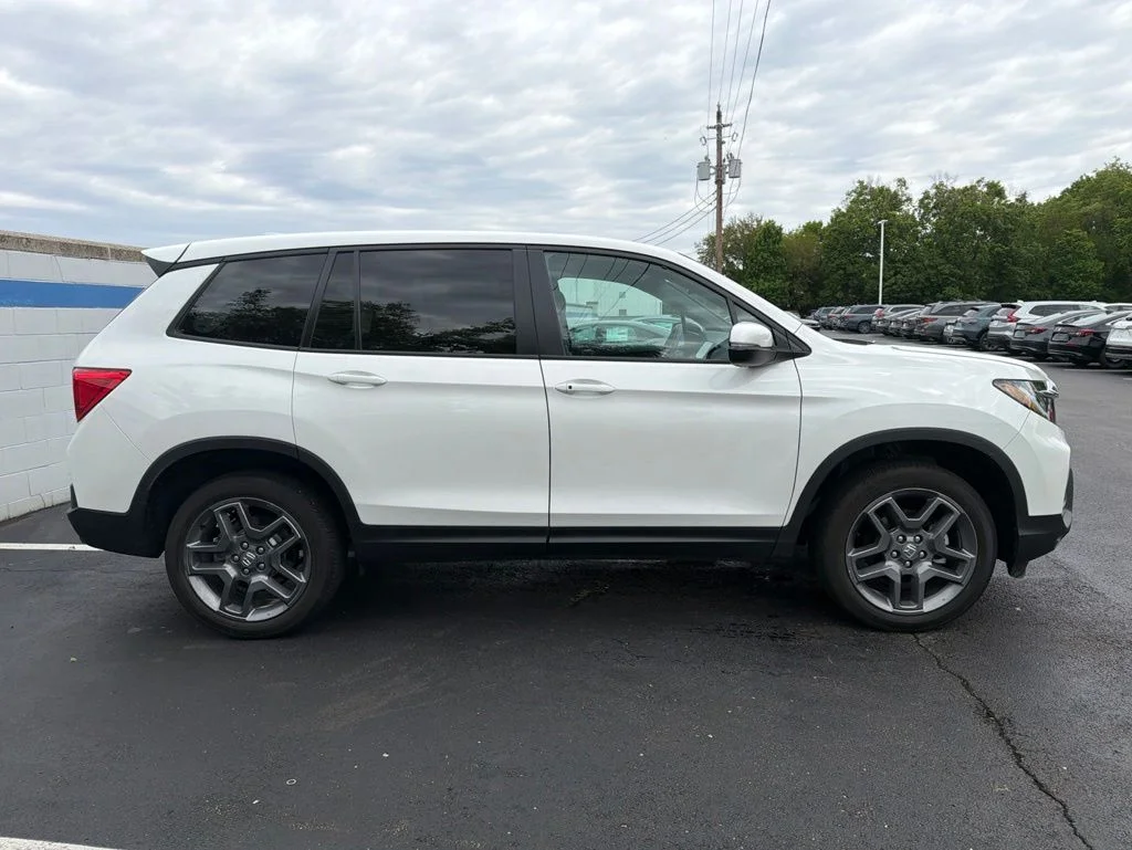 2023 Honda Passport EX-L - Photo 6