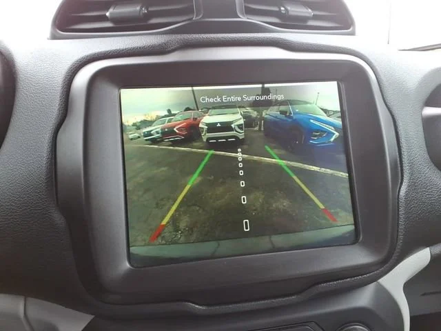2022 Jeep Renegade Latitude - Photo 21