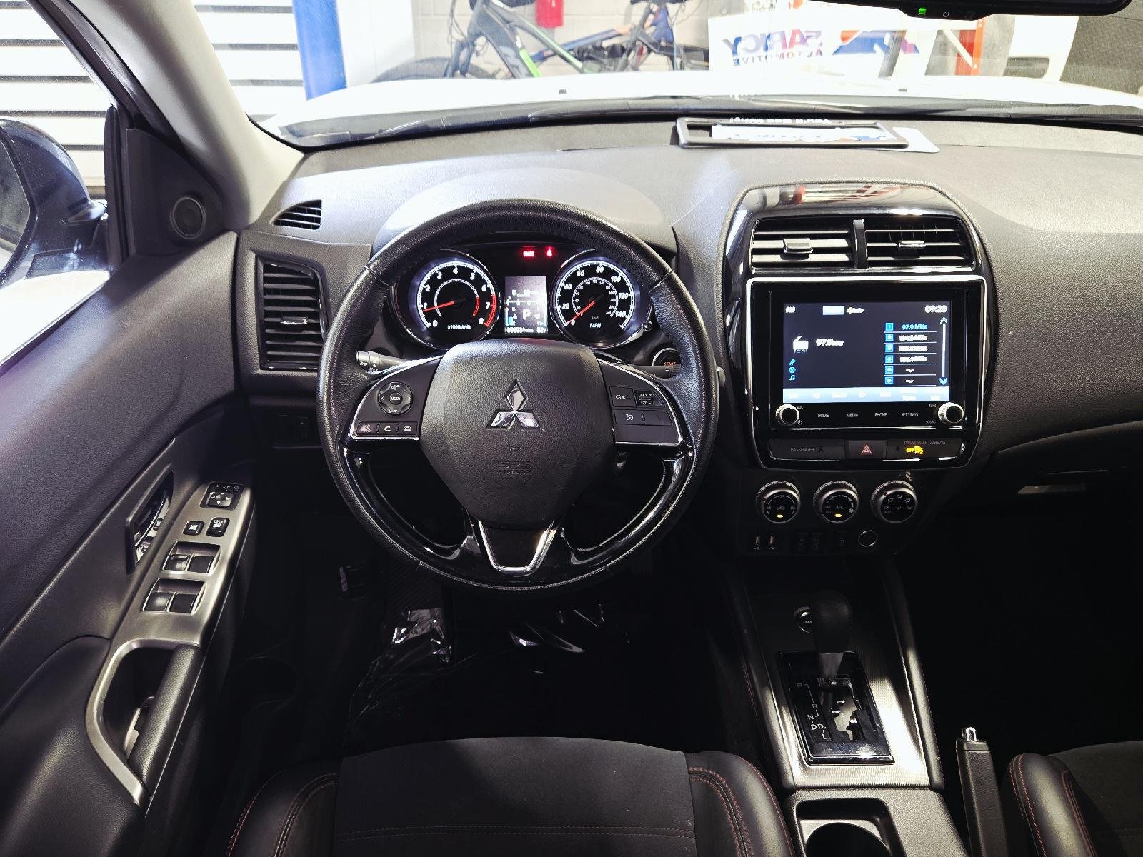 Used 2024 White Diamond Mitsubishi ES image 42