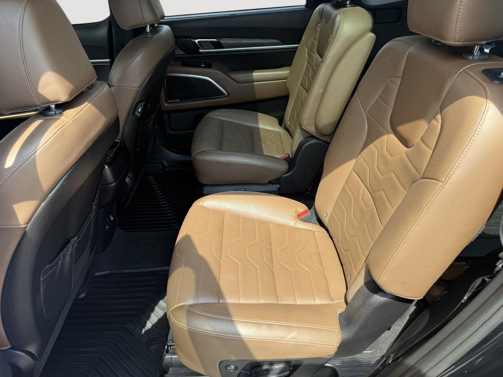Used 2022 Ebony Black Kia SX image 21