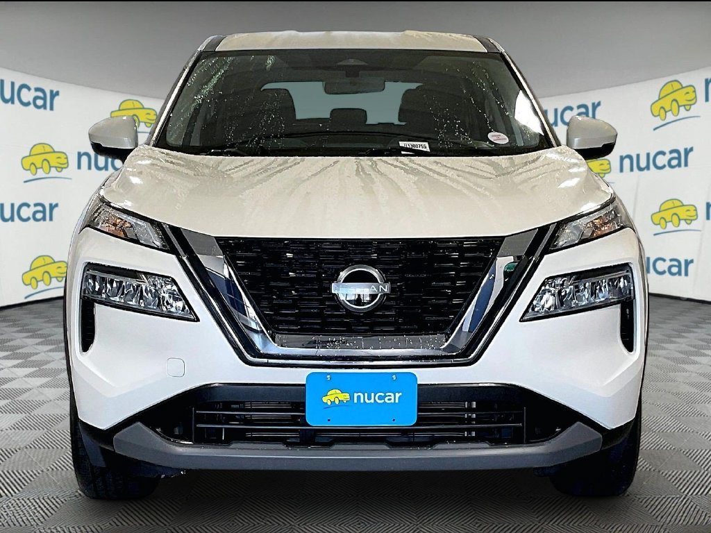 Used 2023 White Nissan SV image 2
