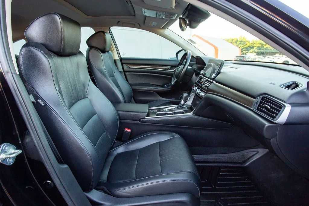 2021 Honda Accord EX-L - Photo 20