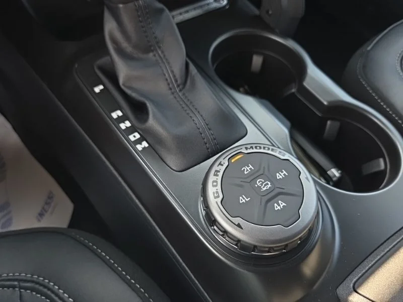 New 2026 Avalanche Gray Ford Badlands® image 32