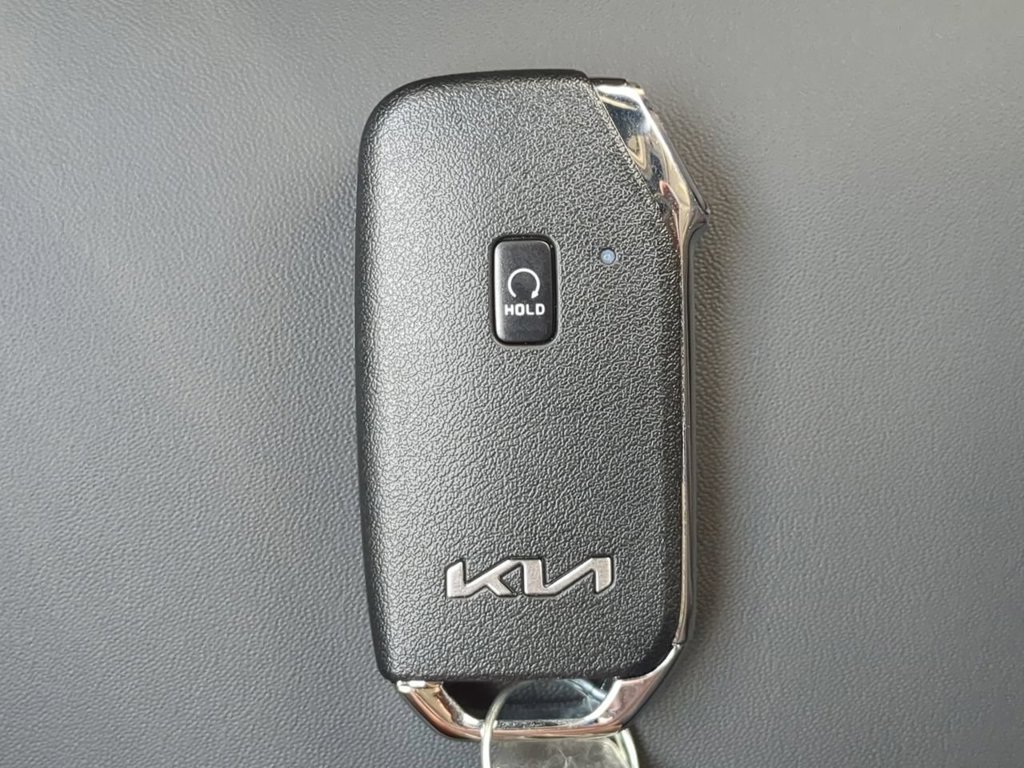 New 2026 Interstellar Gray Kia WIND image 30