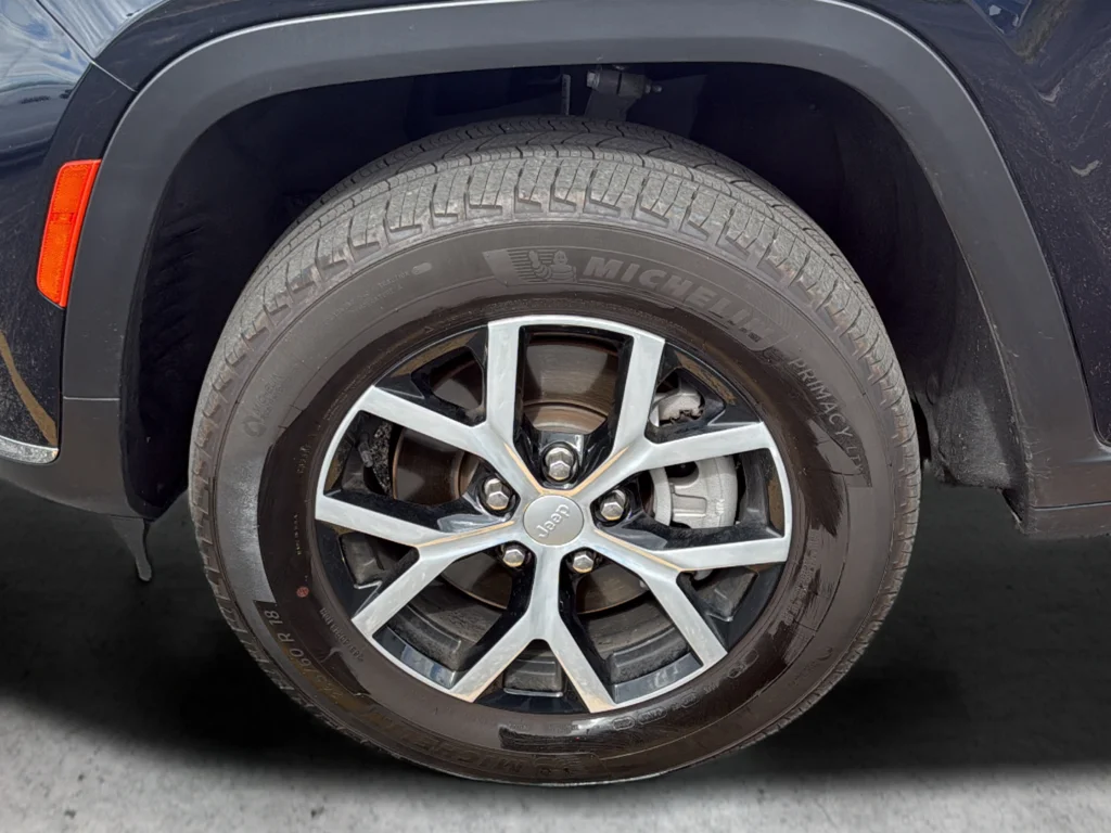 Used 2023 Black Jeep Limited image 33