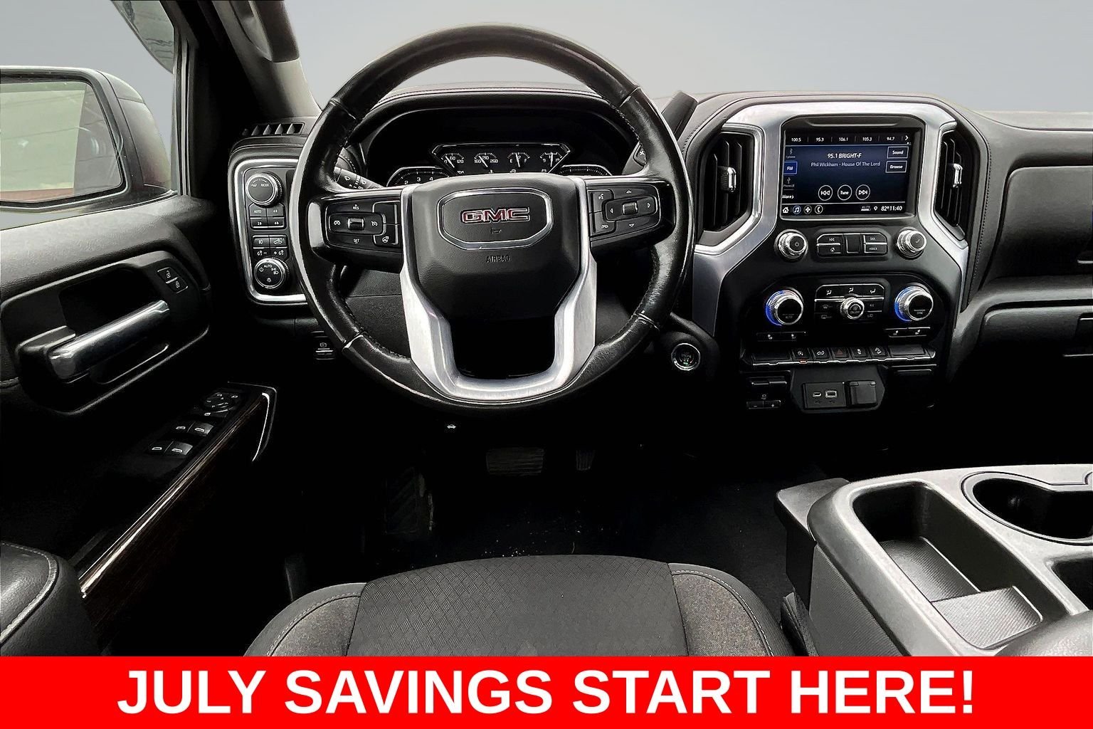 Used 2020 Red GMC Elevation image 11