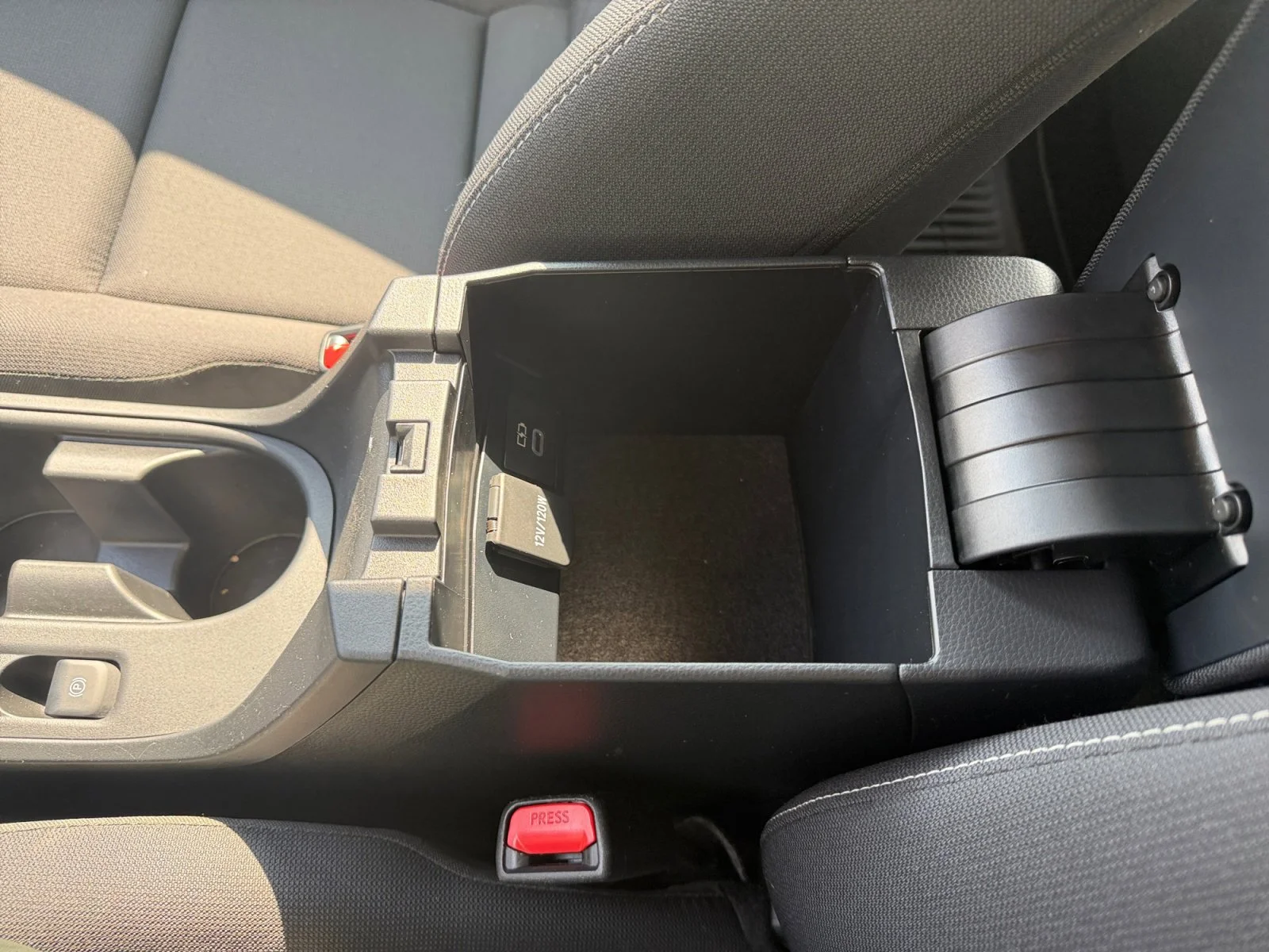 Used 2024 Blueprint Toyota LE image 18