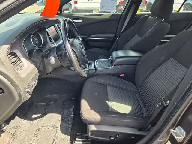Used 2023 Gray Dodge SXT image 10