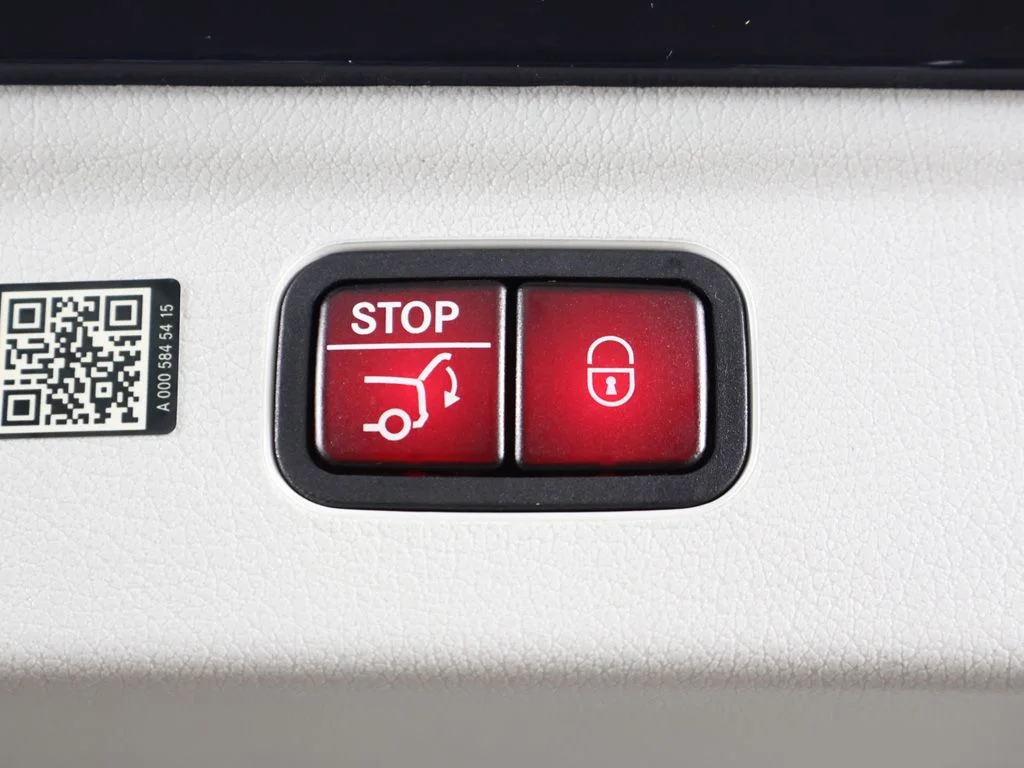 Used 2023 Twilight Blue Metallic Mercedes-Benz 350 SUV image 22