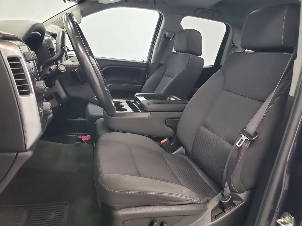 Used 2016 TUNGSTEN METALLIC Chevrolet LT image 5