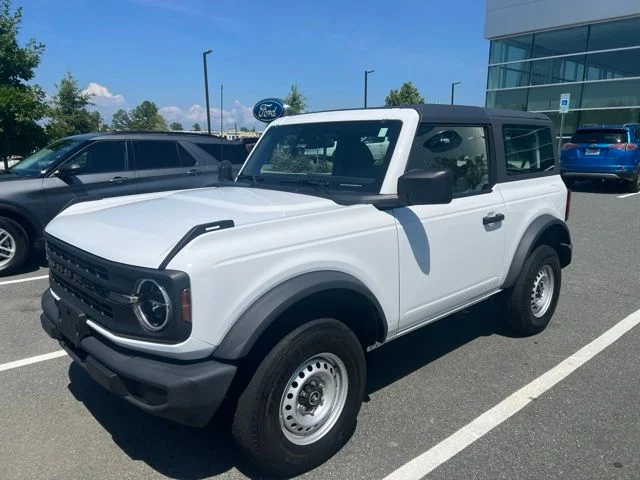 Used 2021 White Ford Base image 1