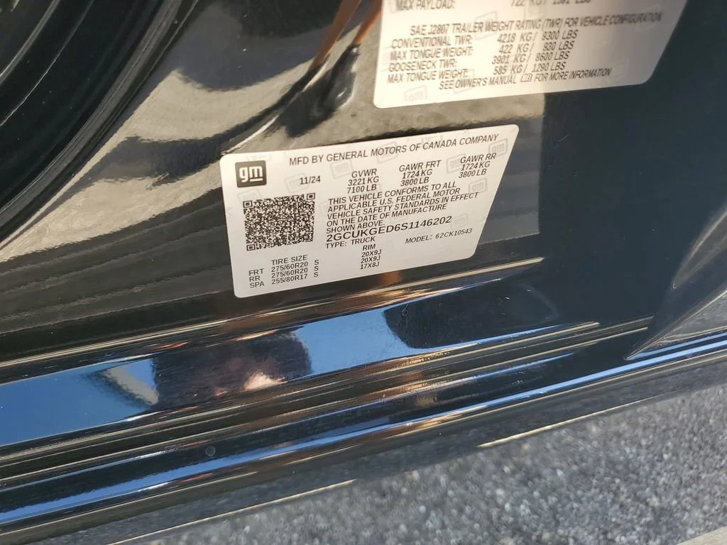 Used 2025 Black Chevrolet LTZ image 25