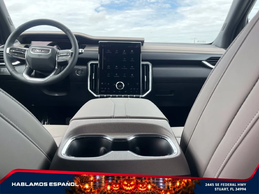 New 2027 Glacier White Tricoat GMC Elevation image 16