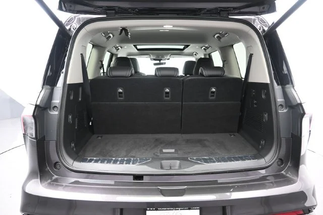 Used 2025 Anthracite Gray INFINITI LUXE image 24