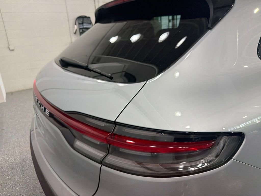 2024 Porsche Macan S - Photo 14
