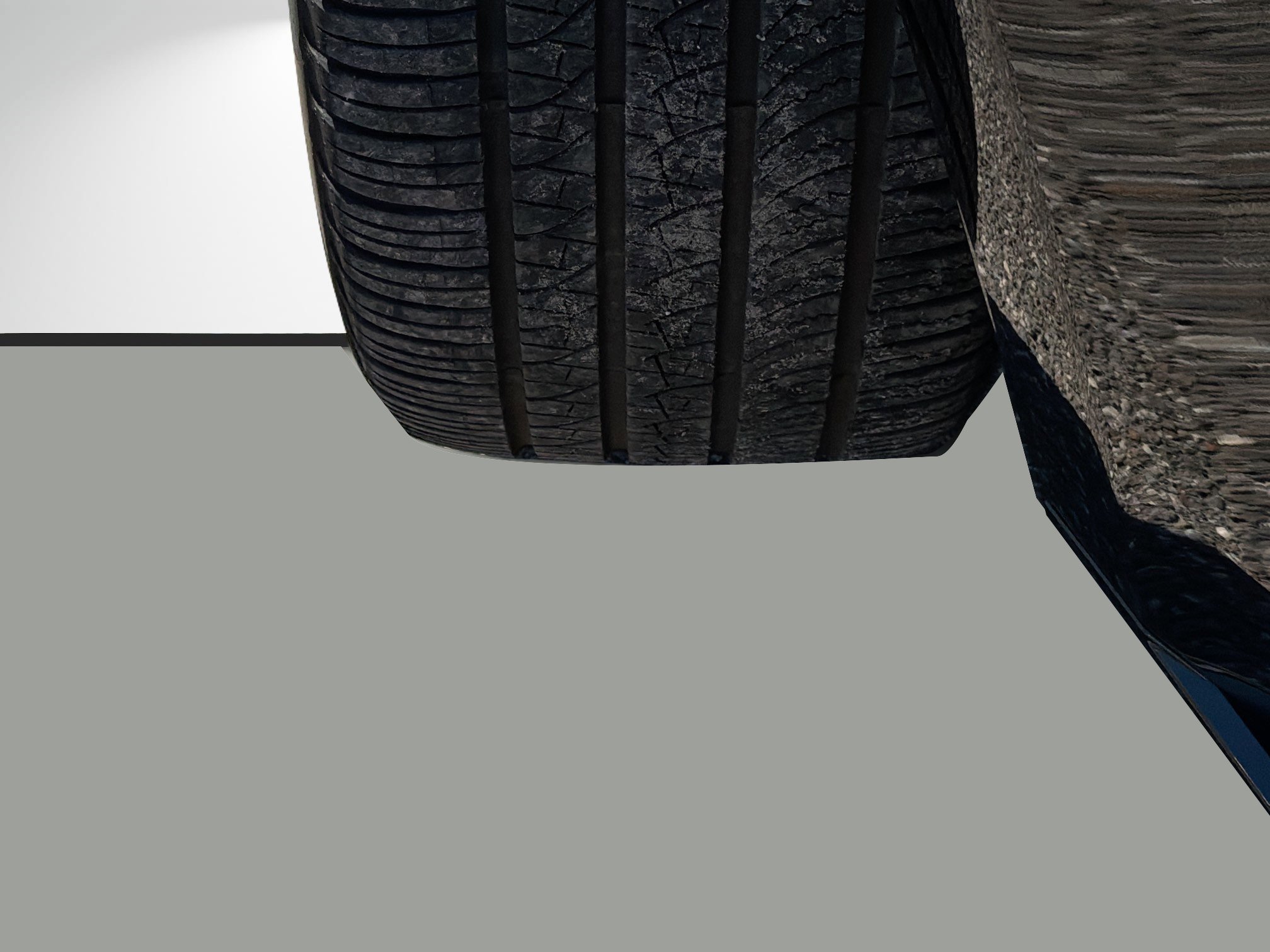 Used 2024 Ligurian Black SV Bespoke Ultra Metallic Sat Land Rover Autobiography image 43