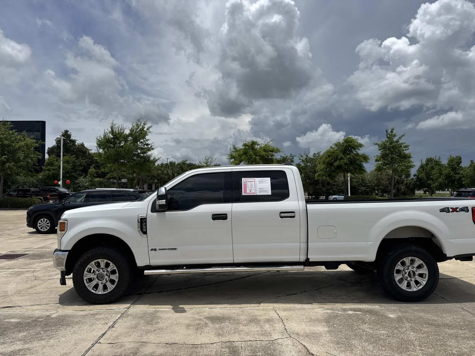 Used 2021 Oxford White Ford XLT image 11