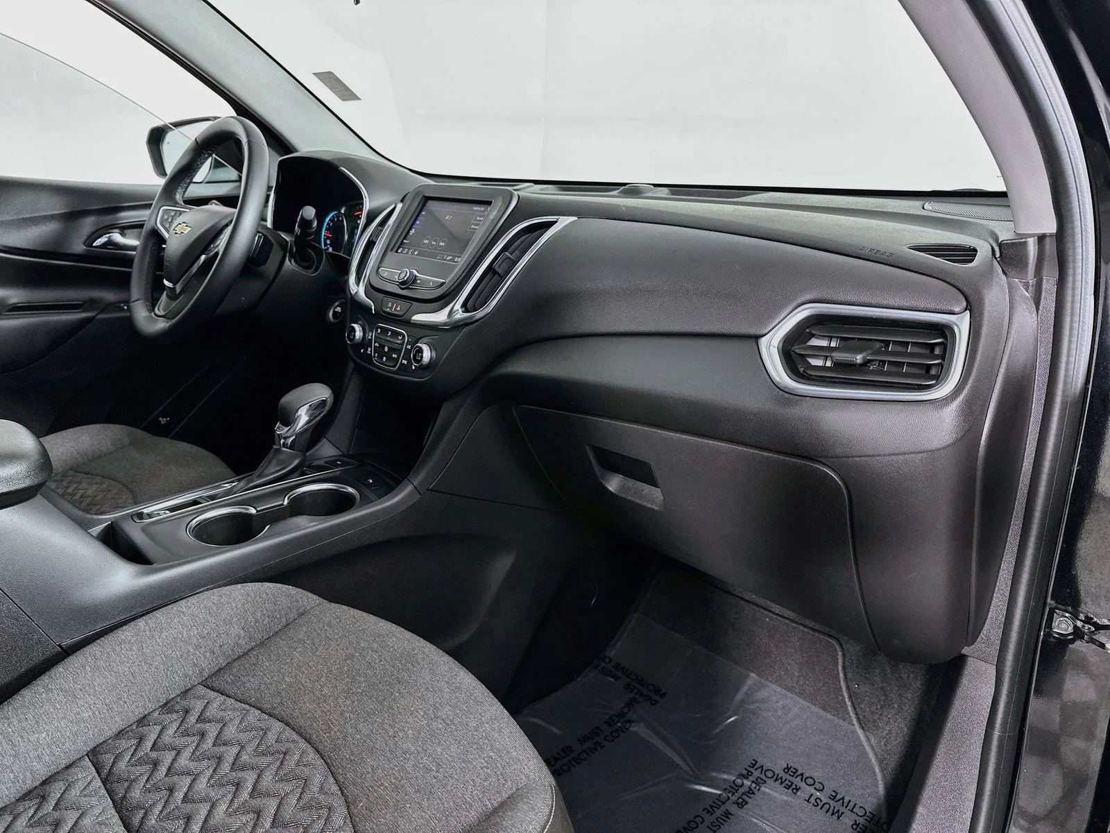 Used 2024 Mosaic Black Metallic Chevrolet LT image 30