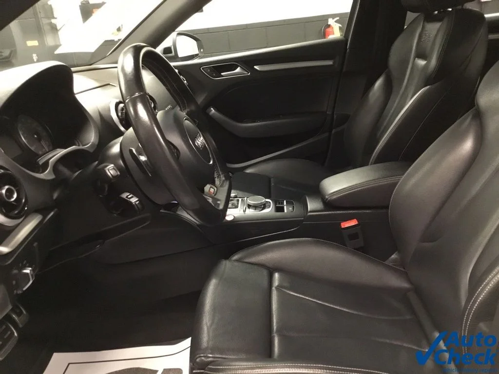 Used 2016 White Audi 2.0T Prestige image 24