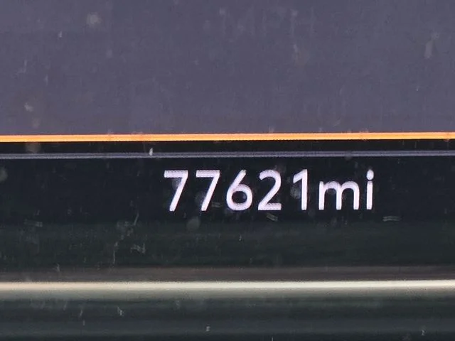 Used 2020 Silver GMC Denali image 23