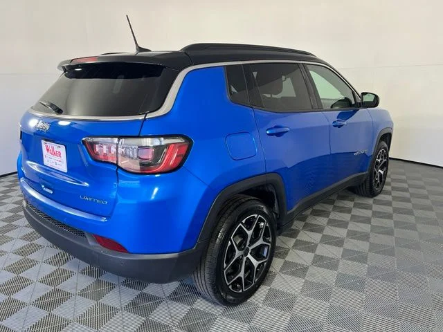 Used 2025 Blue Jeep Limited image 7