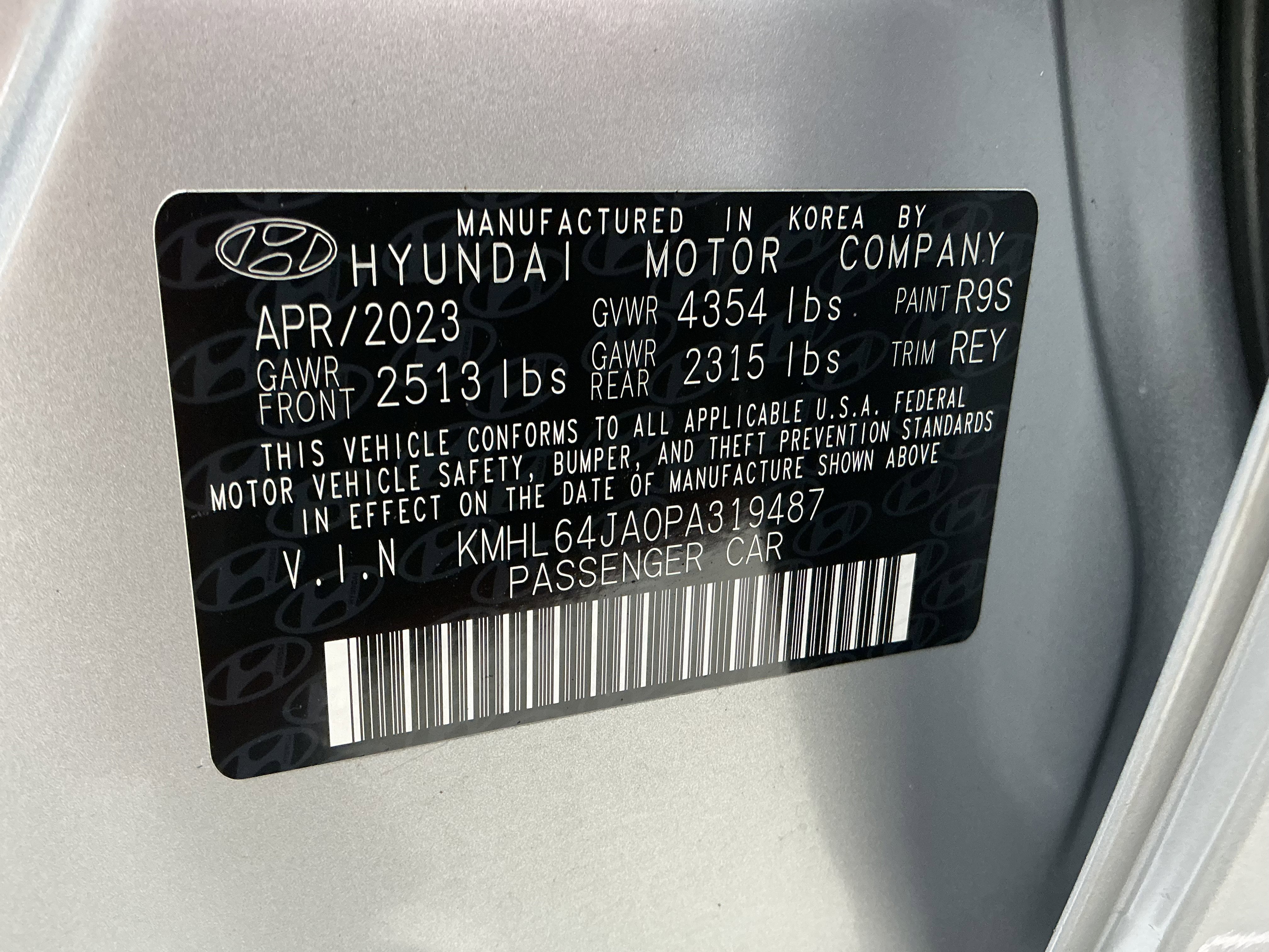 Used 2023 Curated Silver Hyundai SEL image 14