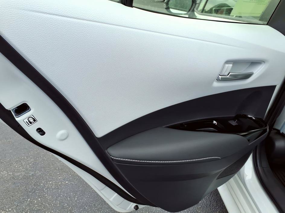 New 2026 Wind Chill Pearl Toyota XSE image 7