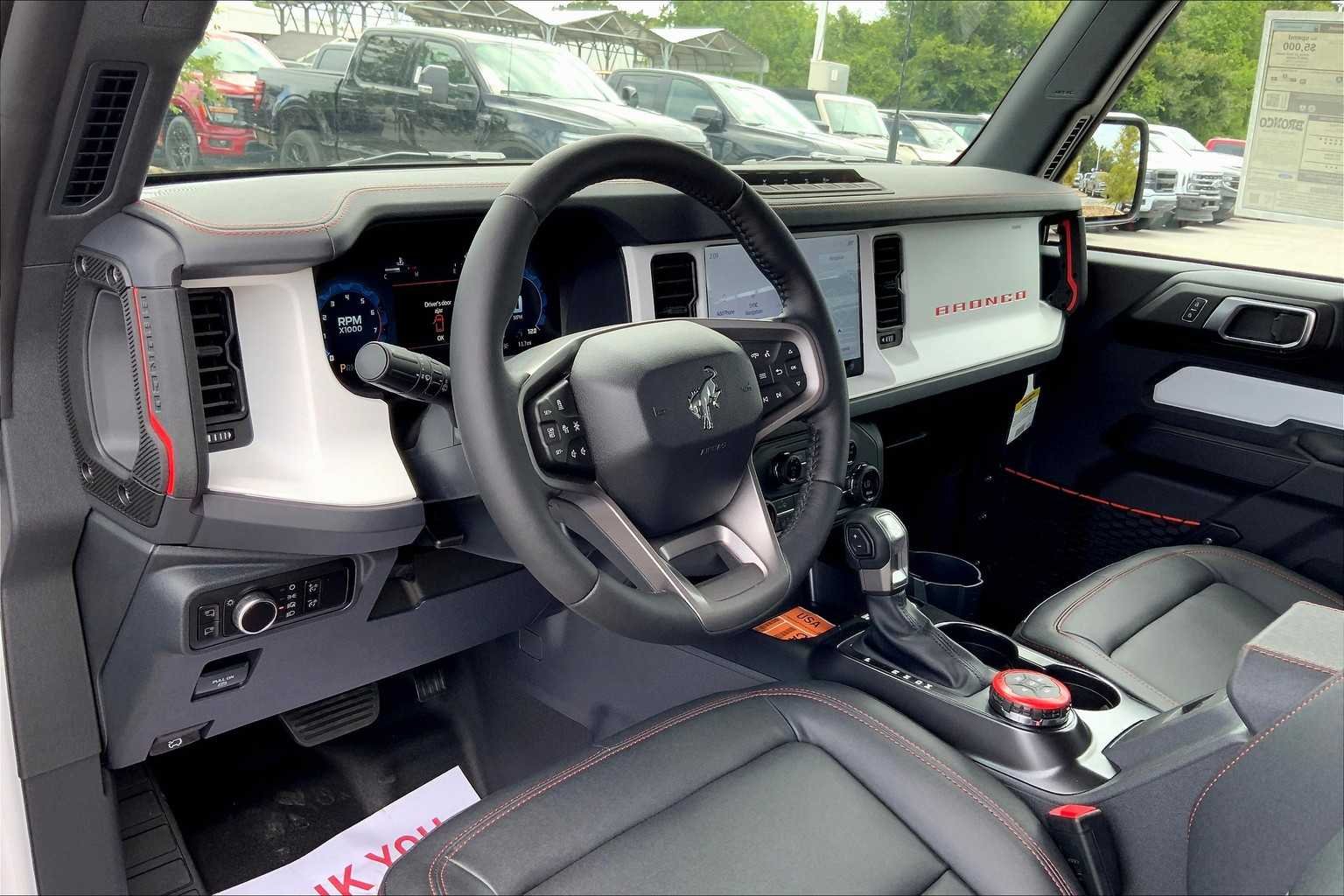 2025 Ford Bronco 2-Door Stroppe - Photo 8