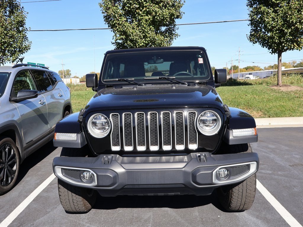 2019 Jeep Wrangler Unlimited Sahara photo 2