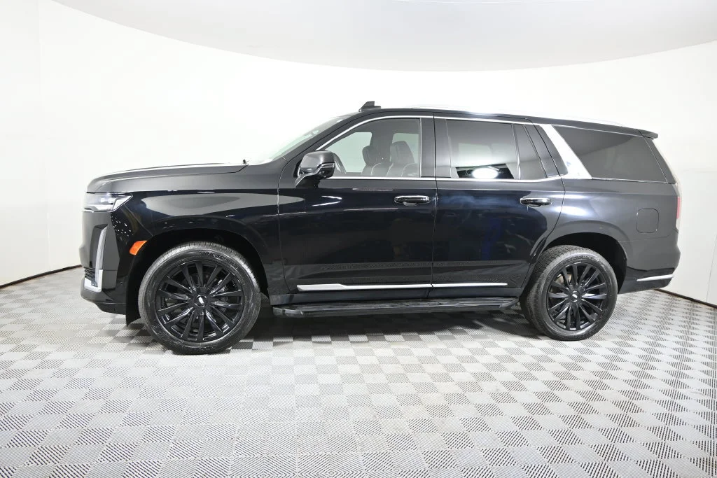 Used 2022 Cadillac Escalade Premium Luxury with VIN 1GYS4BKL5NR364931 for sale in Forest Lake, Minnesota