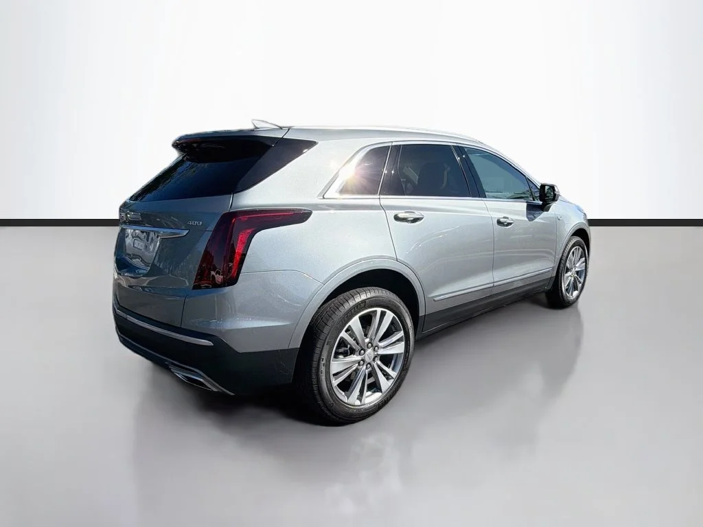 Used 2025 Argent Silver Metallic Cadillac Premium Luxury image 4