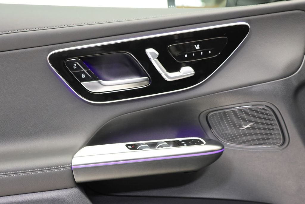 New 2027 Black Mercedes-Benz GLC 300 Coupe image 31