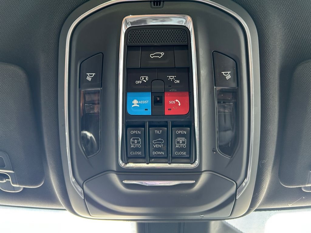 Used 2024 Black Jeep 4xe image 29