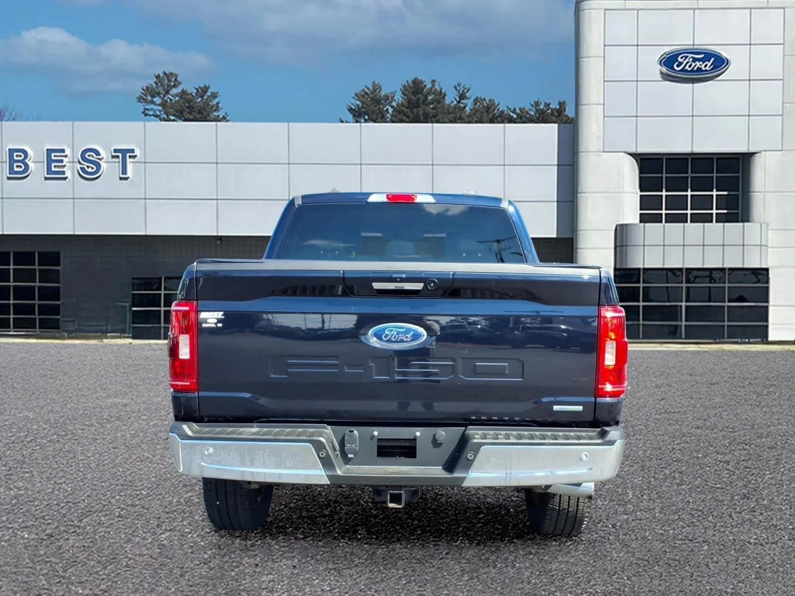 Used 2021 Antimatter Blue Ford XLT image 5