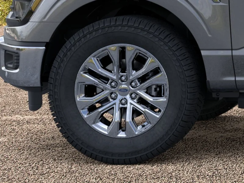 New 2026 Carbonized Gray Metallic Ford XLT image 42