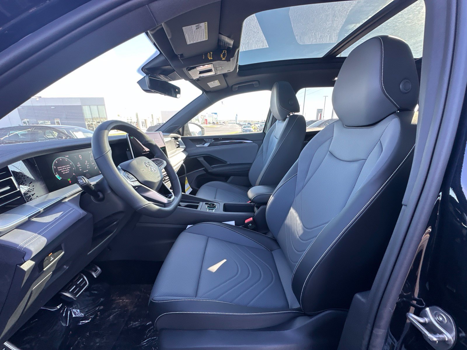 New 2026 Black Volkswagen SE R-Line Black image 10