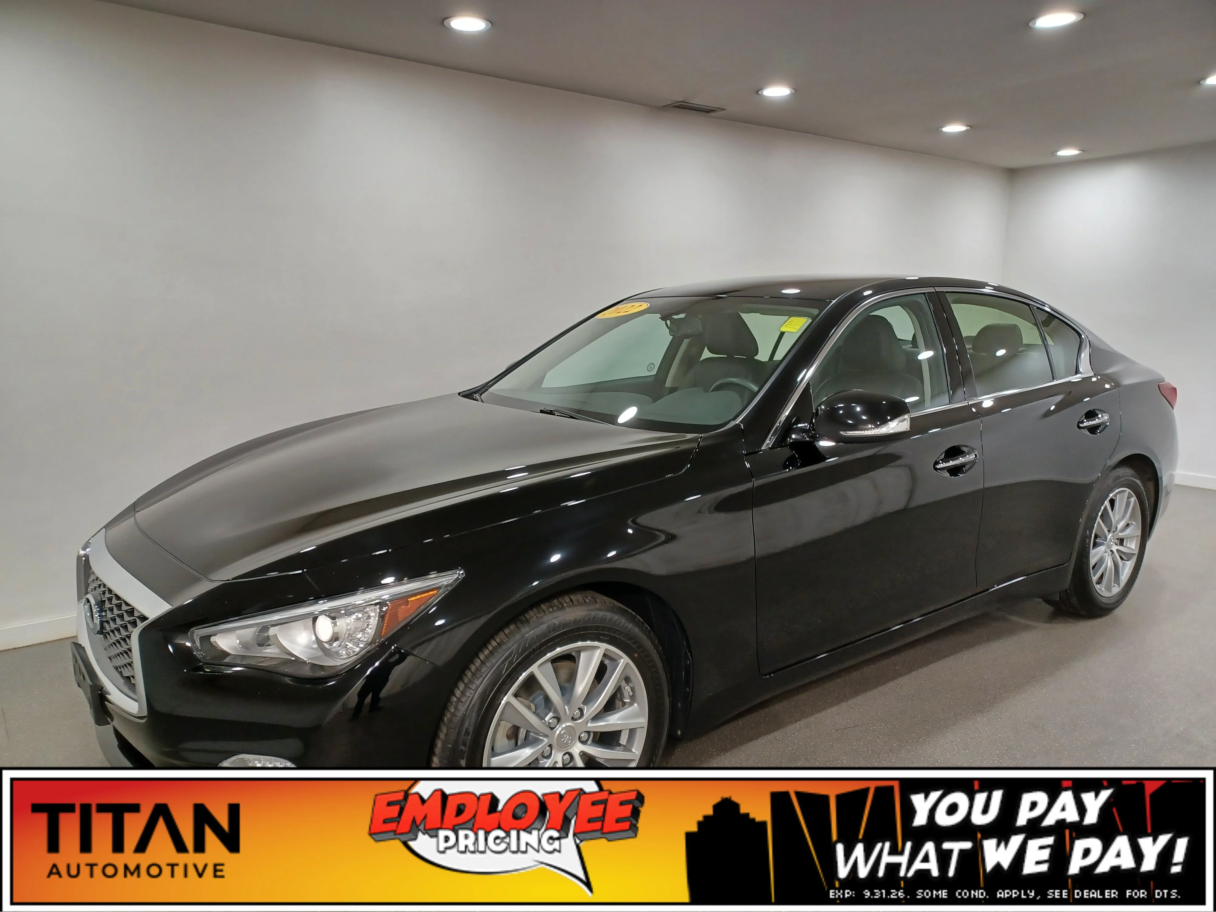 Certified Used 2022 Black Obsidian INFINITI Pure AWD*Black Obsidian | Htd Leather | Htd Wheel | Rain Sense Wipers | Park Assist | Apple CarPlay image 1