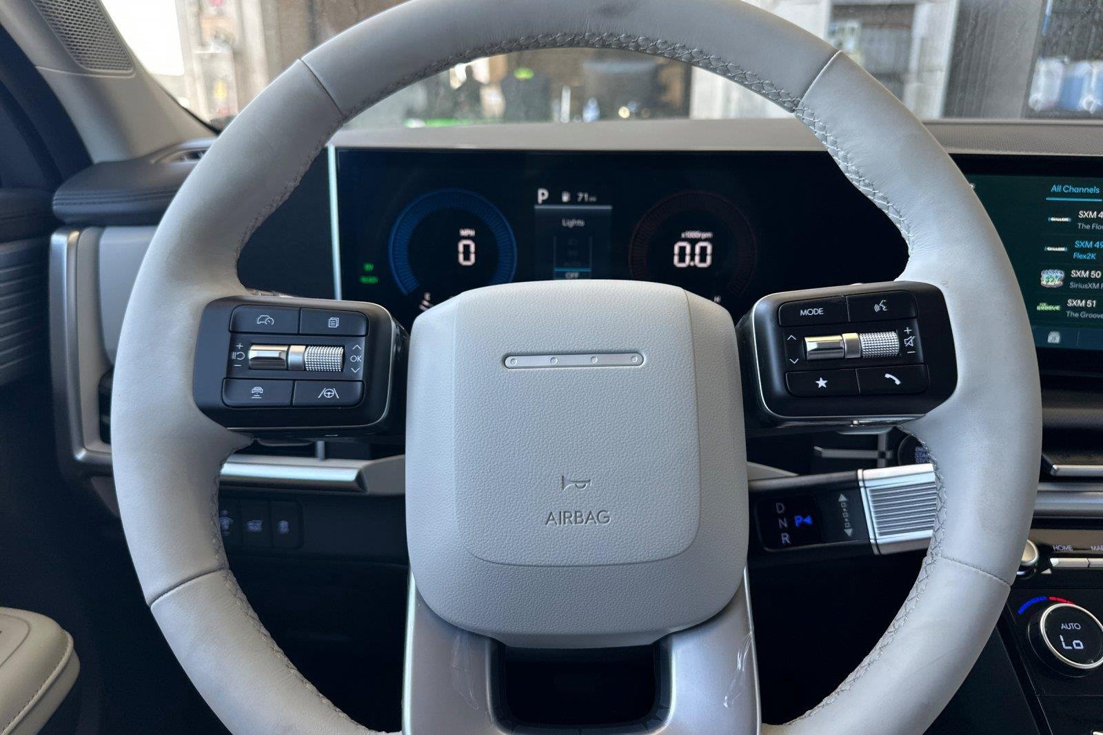 New 2026 Shimmering Silver Hyundai SEL image 52