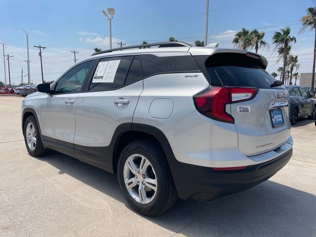 Used 2022 Silver GMC SLE image 3