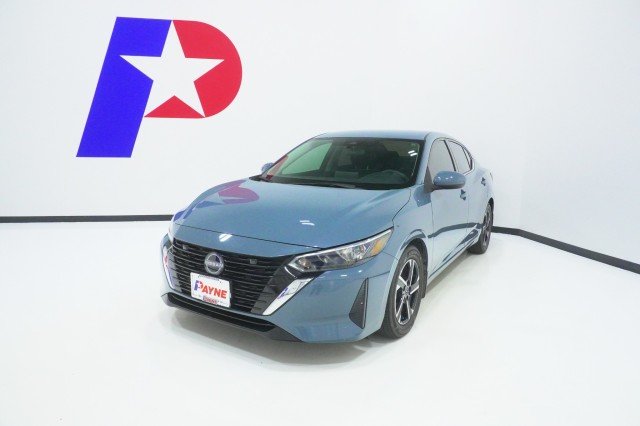 Used 2025  Nissan SV image 1