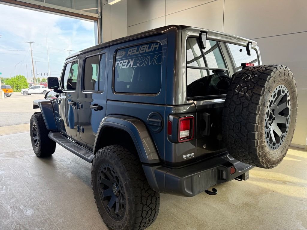 Used 2018 Gray Jeep Unlimited Sahara image 4