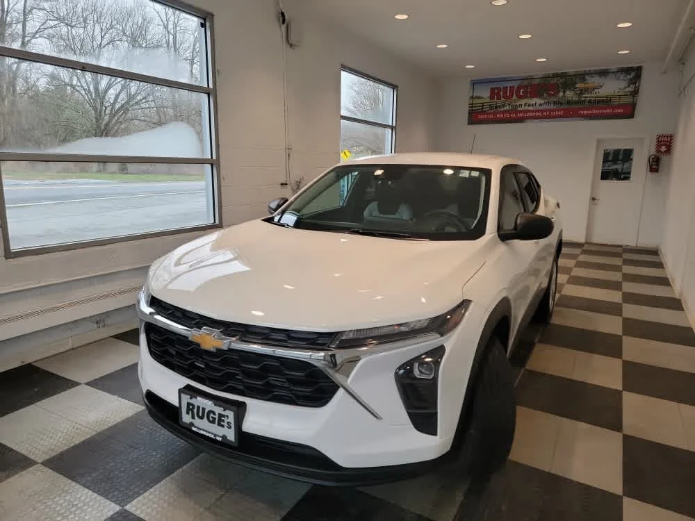 Used 2024 Chevrolet Trax LS with VIN KL77LFE25RC036164 for sale in Millbrook, NY