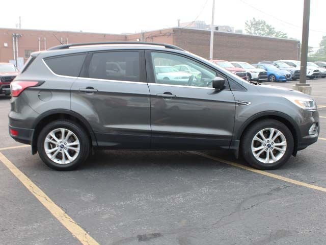 Used 2017 Magnetic Ford SE image 5