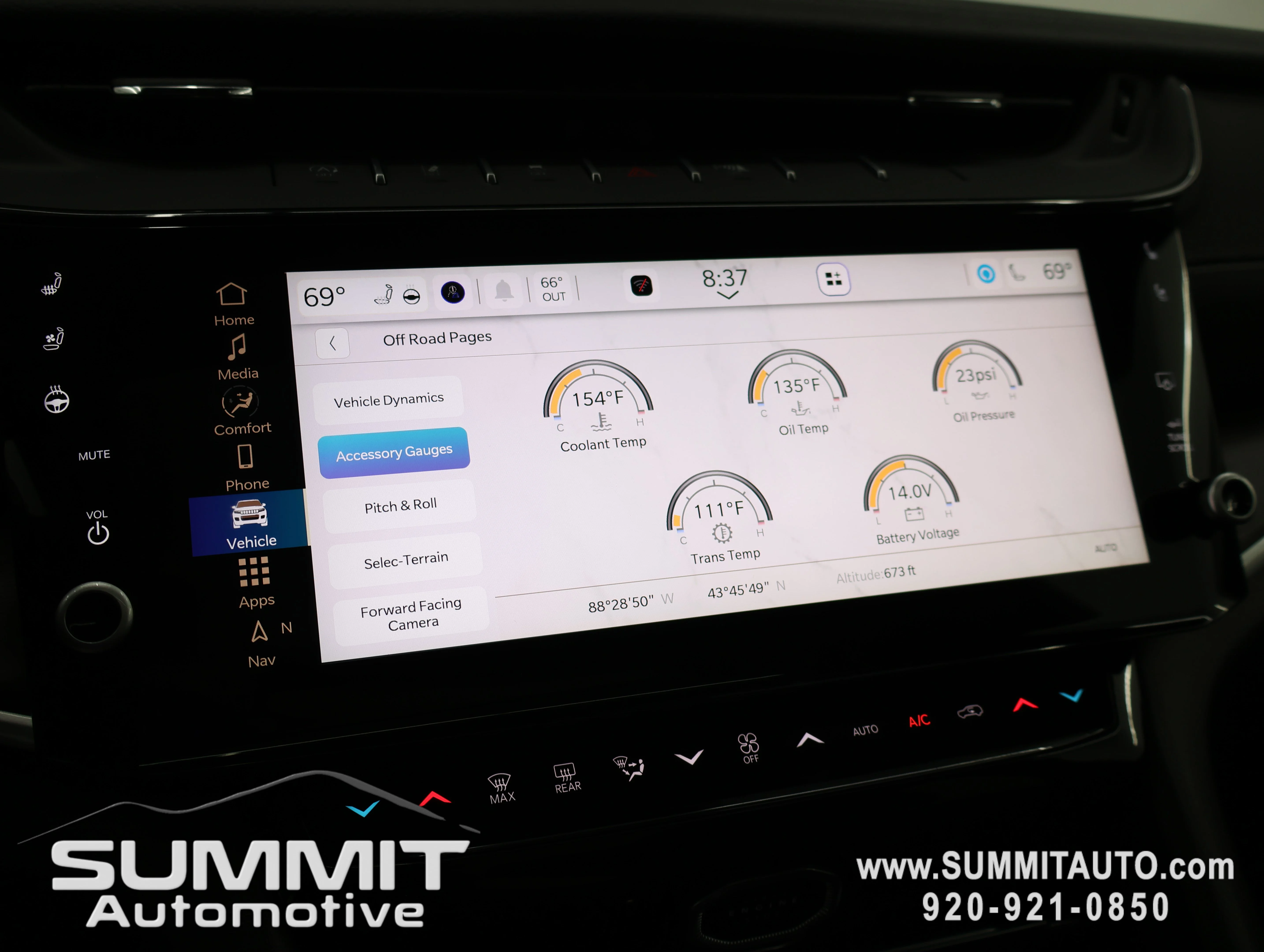 New 2026 Diamond Black Crystal Pearl-Coat Exterior Paint Jeep Limited Reserve image 66
