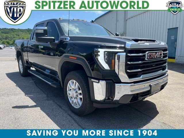 2024 GMC Sierra SLT 4WD Crew Cab Standard Box's photo