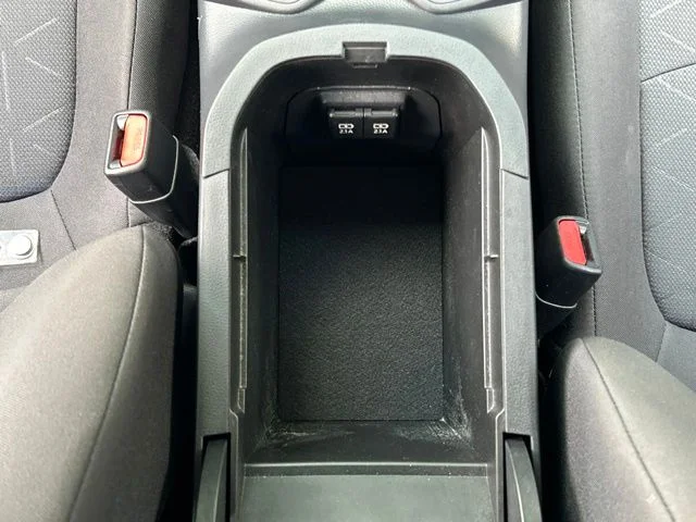 Used 2020  Toyota XLE image 58