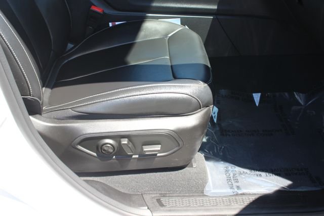 Used 2024 White Jeep Limited image 35