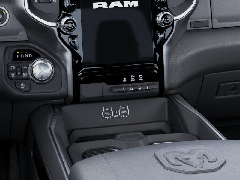 New 2027 Diamond Black Crystal Pearl-Coat Exterior Paint RAM Laramie image 24