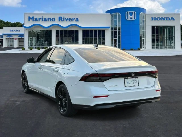 2025 Honda Accord SE - Photo 7